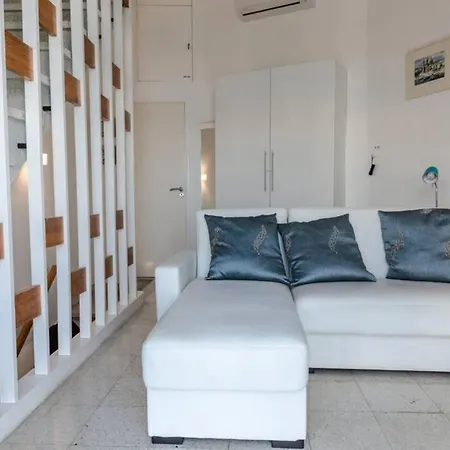 Romantic Town House W/seaview From The Bed * Marsalforn